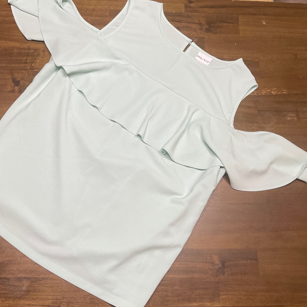 Ava & Viv (2X) Cold Shoulder Light Seafoam Green Shirt